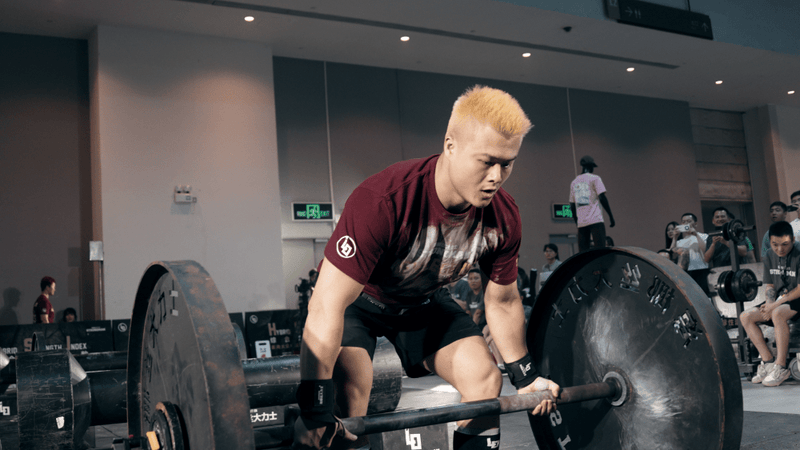 When Olympic Weightlifting Meets Strongman: Huang Chengming’s Overhead Press Masterclass at Lift On Strongman® New Legends